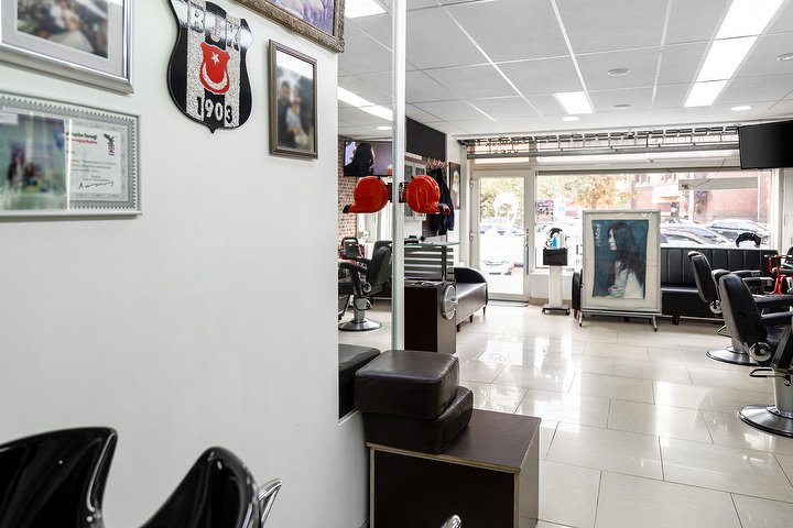 Kapsalon Elvan aan de Kaapstraat