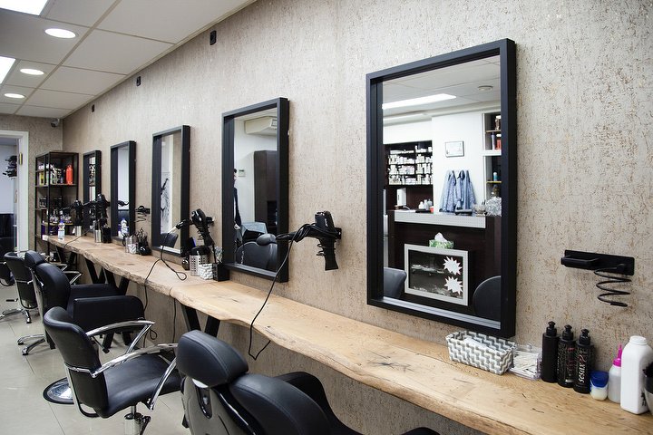 Kapsalon Elvan aan de Kaapstraat
